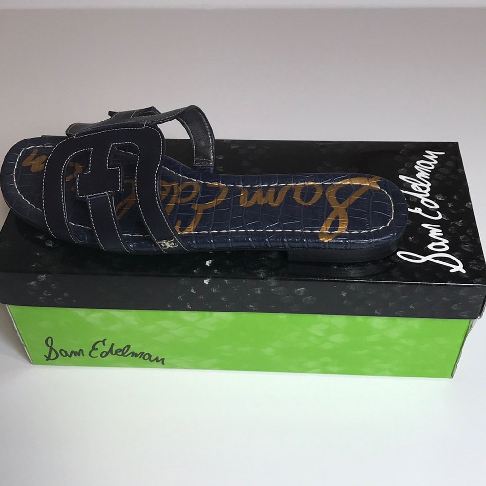 Sam EdelmanBay Cutout Slide Sandal - Picture 8 of 8